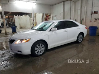 TOYOTA CAMRY HYBRID BASE