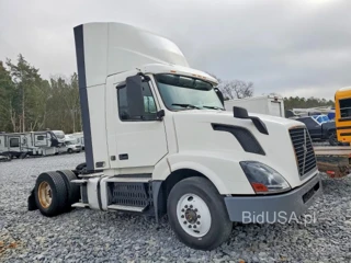 VOLVO VN VNL