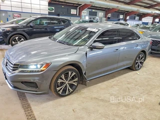VOLKSWAGEN PASSAT SE