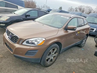 VOLVO XC60 T6