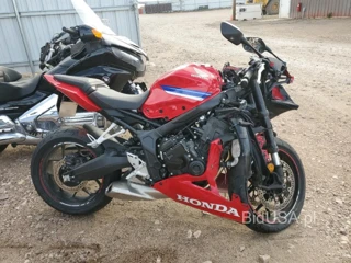 HONDA CBR650 R