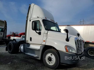 FREIGHTLINER CASCADIA 1