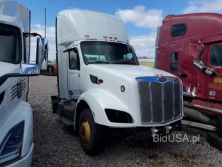PETERBILT 579