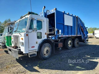 PETERBILT 320