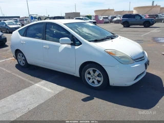 TOYOTA TOYOTA PRIUS