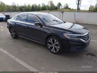 VOLKSWAGEN VOLKSWAGEN PASSAT 2.0T SE