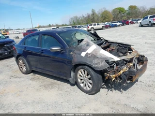 CHRYSLER CHRYSLER 200 TOURING