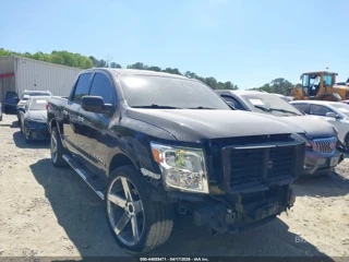 NISSAN NISSAN TITAN SV 4X4