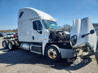 FREIGHTLINER CASCADIA 125
