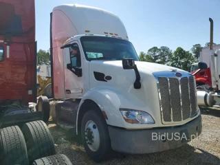 PETERBILT 579