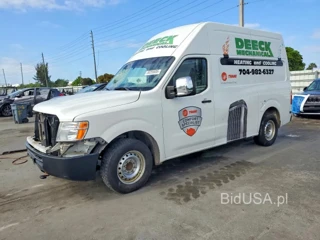 NISSAN NV 2500 HD SL