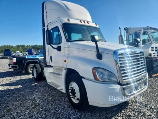 FREIGHTLINER CASCADIA