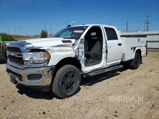 RAM 3500 TRADESMAN