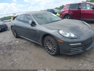 PORSCHE PORSCHE PANAMERA 4