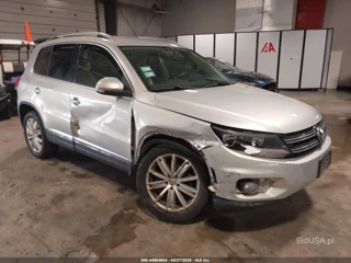 VOLKSWAGEN VOLKSWAGEN TIGUAN SE