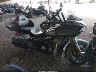 HARLEY-DAVIDSON HARLEY-DAVIDSON FLTRK