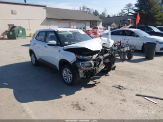 HYUNDAI HYUNDAI VENUE SE