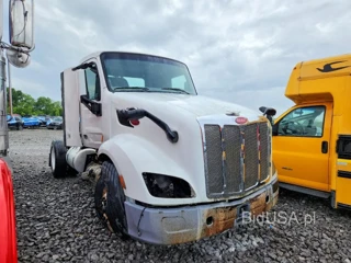 PETERBILT 579