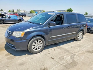 CHRYSLER TOWN AND COUNTRY TOURING