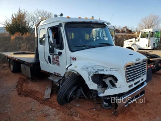 FREIGHTLINER M2