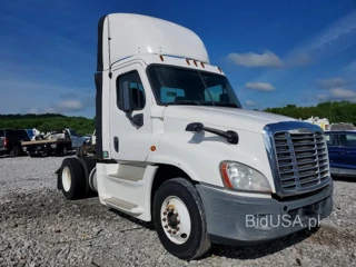 FREIGHTLINER CASCADIA