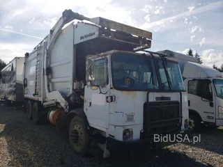 AUTOCAR LLC XPEDITOR