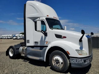 PETERBILT 579