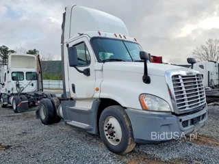 FREIGHTLINER CASCADIA 1