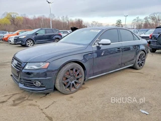 AUDI A4 PREMIUM PLUS