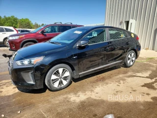 HYUNDAI IONIQ PLUG-IN HYBRID BASE