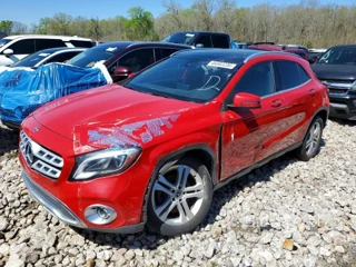 MERCEDES-BENZ GLA 250