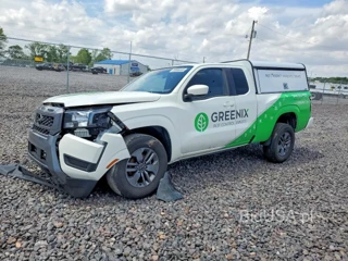 NISSAN FRONTIER SV