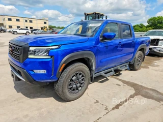 NISSAN FRONTIER PRO-4X