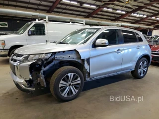 MITSUBISHI OUTLANDER SPORT ES