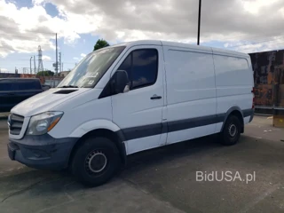 MERCEDES-BENZ SPRINTER 2500