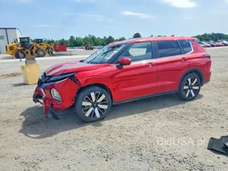 MITSUBISHI OUTLANDER SE