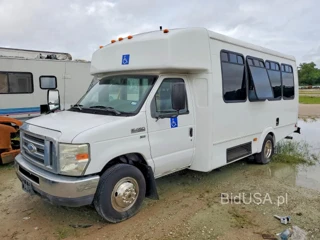 FORD ECONOLINE E450 SUPER DUTY CUTAWAY VAN