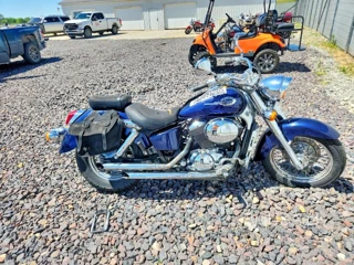 HONDA VT750
