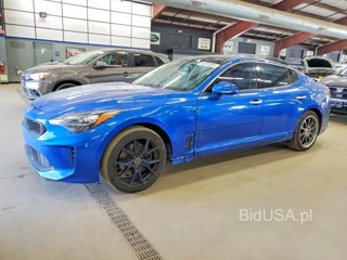 KIA STINGER PREMIUM