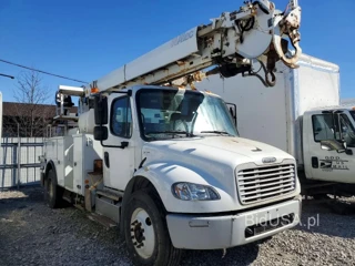 FREIGHTLINER M2 106 MEDIUM DUTY