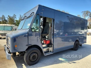 FREIGHTLINER CHASSIS M LINE WALK-IN VAN