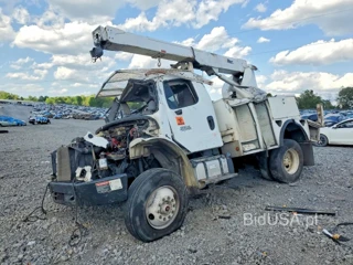 FREIGHTLINER M2 106 MEDIUM DUTY