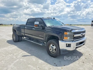 CHEVROLET SILVERADO K3500 LTZ