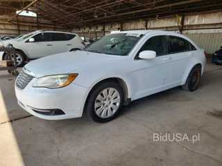 CHRYSLER 200 LX