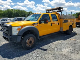 FORD F550 SUPER DUTY STRIPPED CHASSIS