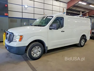 NISSAN NV 2500 HD SV