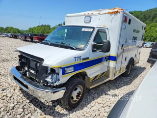 FORD ECONOLINE E350 SUPER DUTY VAN