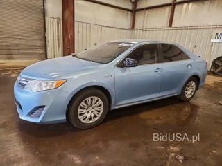 TOYOTA CAMRY HYBRID LE