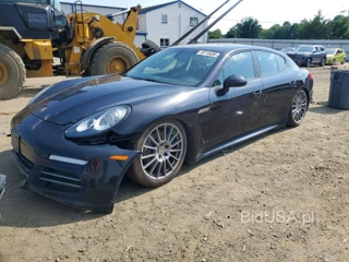 PORSCHE PANAMERA 2