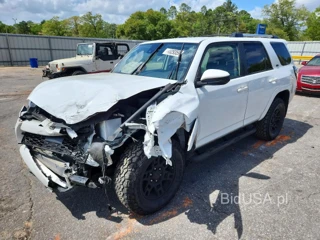 TOYOTA 4RUNNER SR5